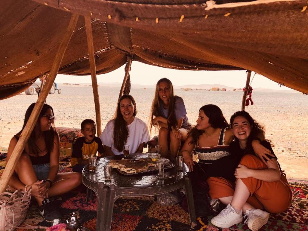 Luxury Desert Camp メルズーガ エクステリア 写真